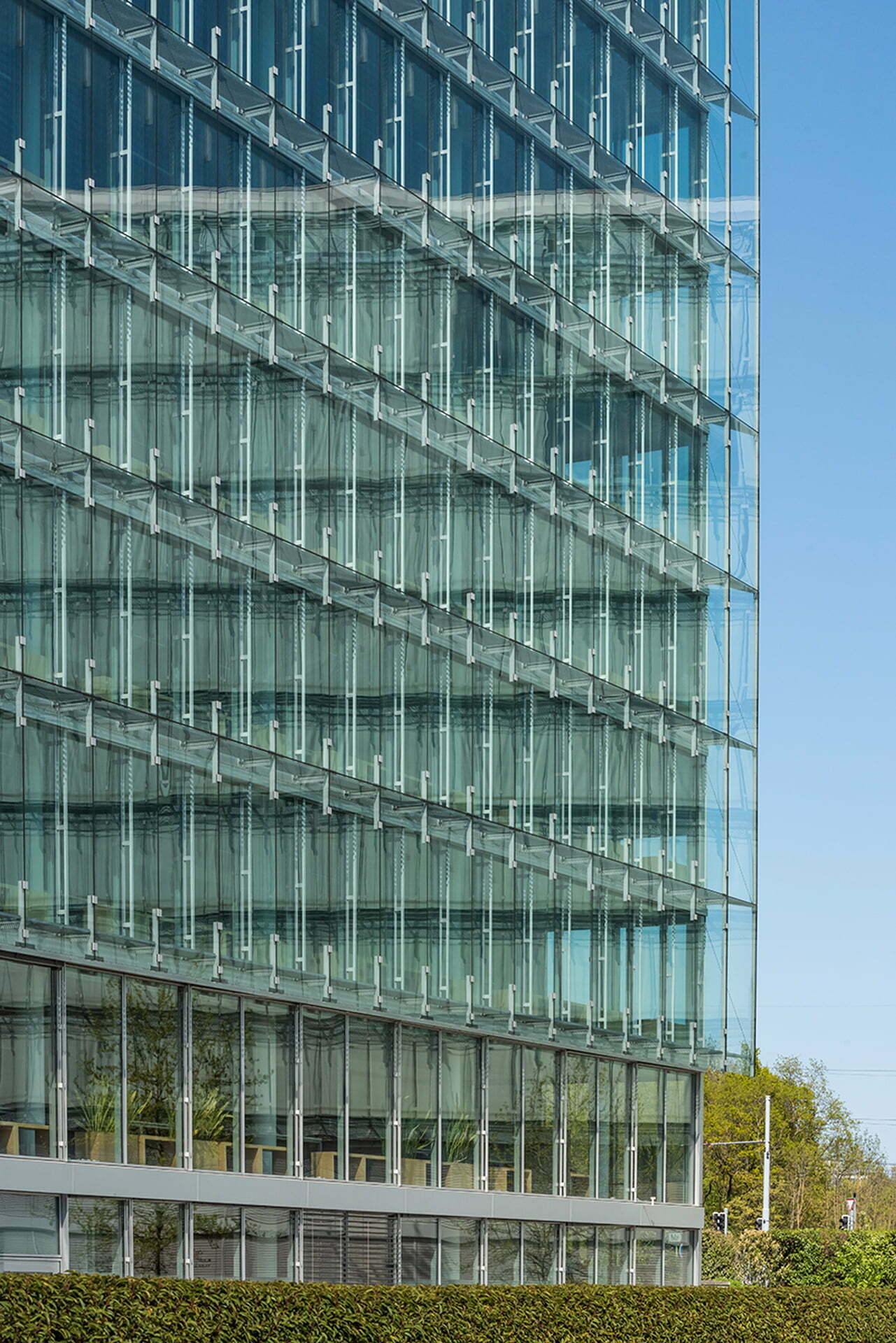 LINK Geneva Exterior Facade